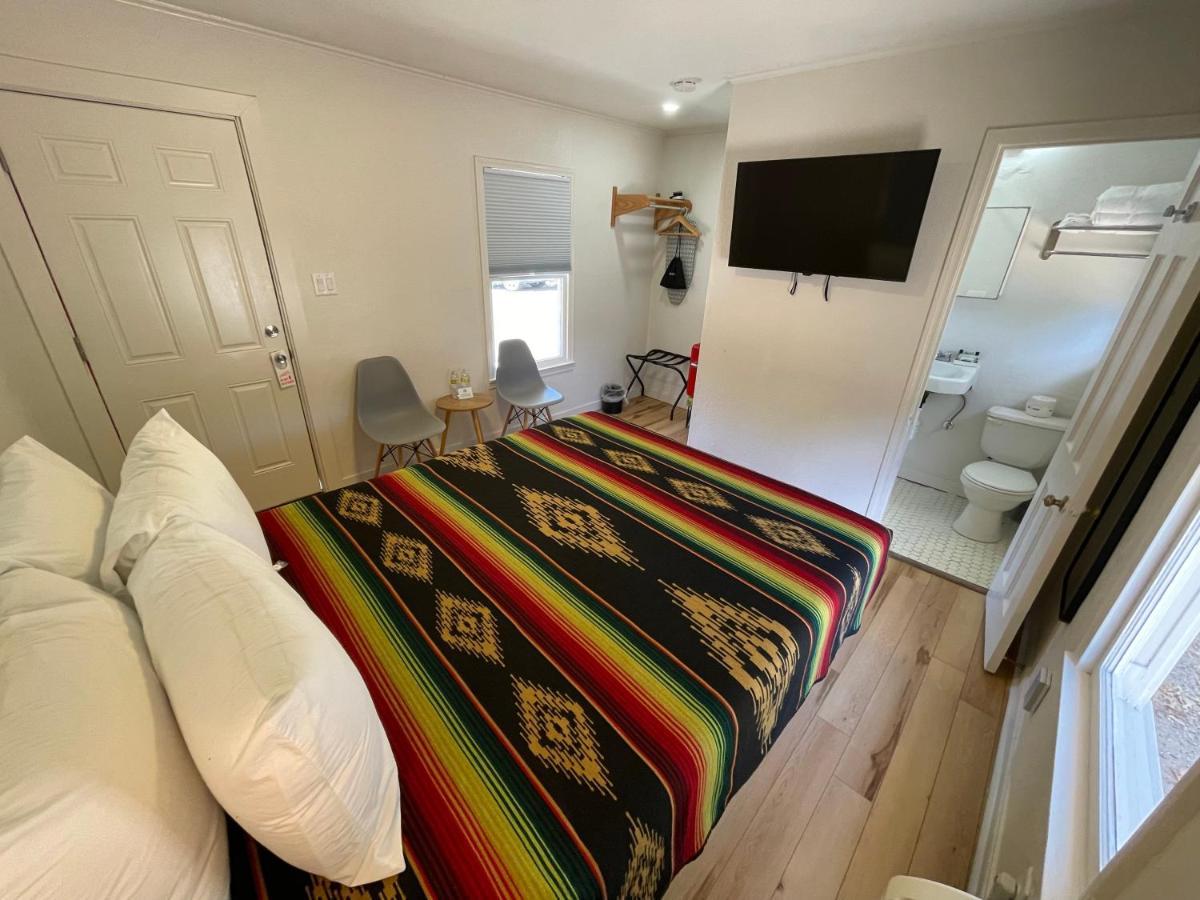 Frederick Motel